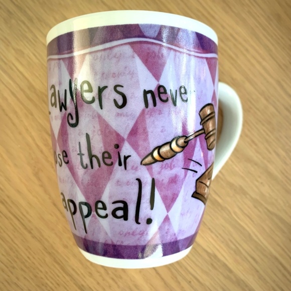“Lawyers Never Lose Their Appeal” History & Heraldry Coffee Mug Gift - Picture 3 of 10